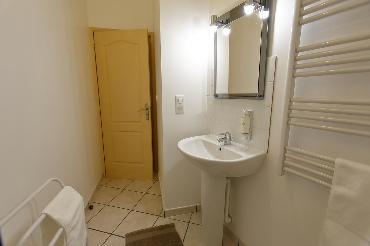 Appart'Hotel De La Tour Troyes Exteriör bild